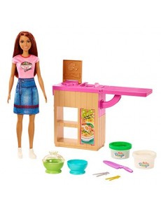 Barbie Métiers Coffret poupée rousse et son atelier de pâtes, deux pots de pâte à modeler et accessoires, jouet pour enfant,