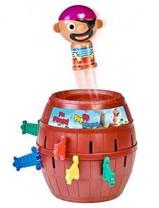 TOMY - Pic Pirate Jeux de Société pour Enfants, Jouet pour Noël,Jouet Enfant 4 ans, Jeu Rigolo pour Groupes, Cadeau Anniversa