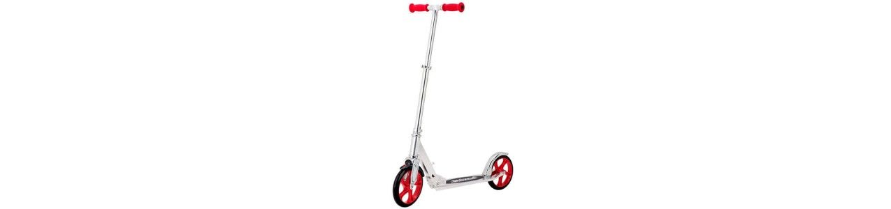 Trotinettes et tricycles